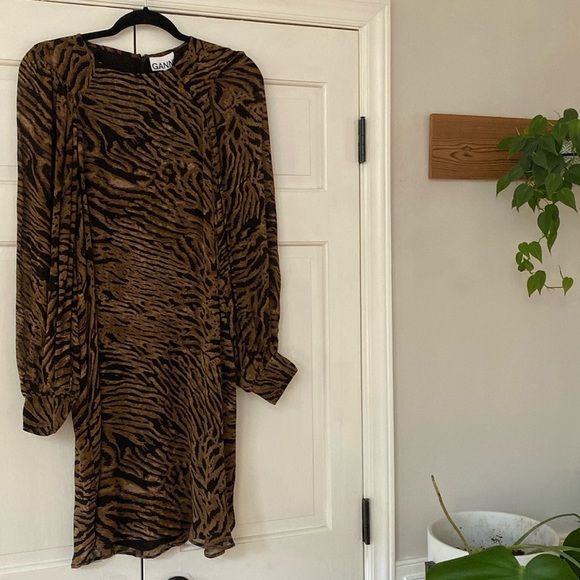 GANNI Tiger Print Dress NWT Size 34 Size US 2 Animal Print‎ Mobwife Chic Viscose - Picture 5 of 16